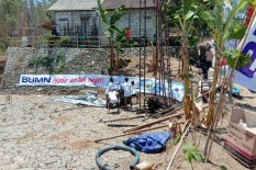 Warga Sampang Peroleh Bantuan Sumur Bor dari CSR BUMN