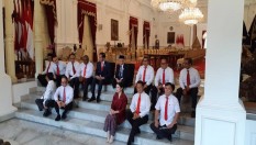 12 Wamen Dikenalkan di Tangga Istana Merdeka, Ini Nama-Namanya