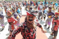 12.276 Penari Soreng Magelang Pecahkan Rekor Menari dan Ikrarkan Sumpah Pemuda