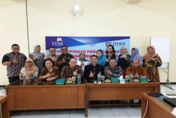 Dosen STIM YKPN Berlatih Menulis di Jurnal Internasional