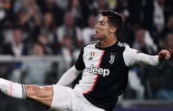 Bagi Ronaldo, Ballon d'Or Sama Pentingnya dengan Nobel