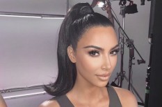 Ini Cara Menghindari Mata Panda Menurut Dokter Kulit Kim Kardashian 