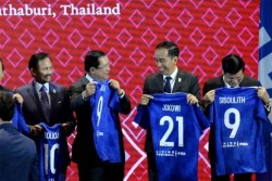Jersey Nomor 21 untuk Presiden Joko Widodo dan Indonesia, Apa Maknanya?