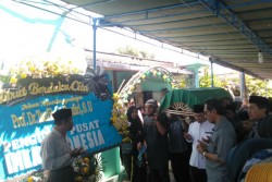 Guru Besar UIN Sunan Kalijaga Prof Taufiq Ahmad Dardiri Wafat, Kuliah Fakultas Adab Diliburkan