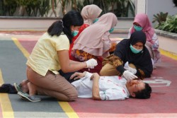 Latih Kesiapan dan Kewaspadaan Karyawan terhadap Bencana, PLN UIP JBT II Lakukan Simulasi Tanggap Darurat Bencana