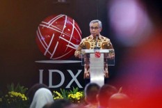 OJK Akui Bank Kecil Semakin Terhimpit