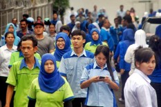 Pelaku Industri Padat Karya Terbebani dengan Penetapan UMP & UMSK