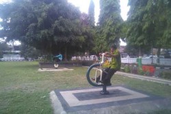 Ada Sepeda Statis Gratis di Lapangan Pemda Sleman, Cobain Yuk!