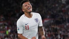 Jadon Sancho Dirayu agar Kembali ke Inggris