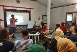 Kalangan Tuli Belajar Kesehatan Mental