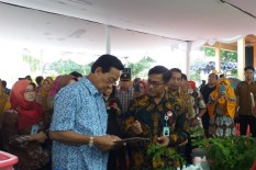 Gubernur Berdialog dengan Warga Tepi Kali Gajah Wong