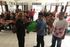 Peringati Hari Pahlawan, Alfamart Beri Bingkisan untuk Veteran