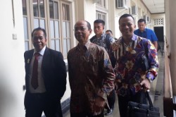 Senat Akademik UGM: Ada Kesamaan Disertasi Rektor Unnes dengan Skripsi Mahasiswa