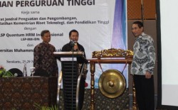UMY Host Pelatihan dan Sertifikasi Reviewer Penelitian