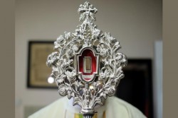 Jelang Natal, Potongan Kayu Palungan Yesus Dipamerkan di Yerusalem