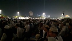 Kawasan Monas Dipenuhi Peserta Reuni 212, Salat Tahajud Dipimpin Imam dari Palestina