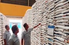 Jelang Nataru, Bulog Pastikan Stok Aman