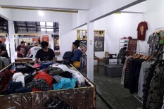 Bisnis Pakaian Bekas Masih Menjanjikan