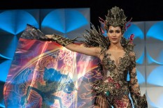 Cetak Sejarah Masuk Top 10 Miss Universe 2019, Ini Profilnya Frederika Cull
