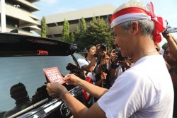 Stiker di Mobil Dinas Ternyata Bikin Kepala Dinas di Jateng Waswas