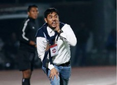 Kalahkan PSS 1-0, Persela Catat Lima Kemenangan Beruntun