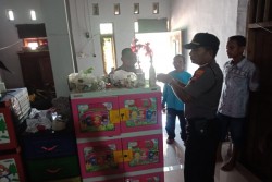 Seorang Ibu di Wonogiri Diduga Ajak 2 Anaknya Minum Racun, Hanya Satu yang Selamat