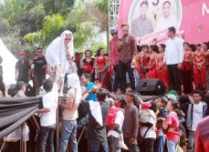Peserta Pilkada dalam Sehari Kunjungi 50 Dusun dan Habiskan Rp200 Juta
