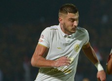 Gol Yevhen di Akhir Babak Pertama Bawa PSS Unggul 1-0 atas PSM Makassar 