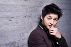 Song Joong Ki Tinggalkan Blossom Entertainment 