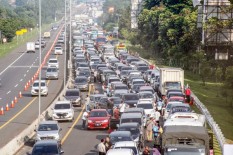 Polri Siap Buka Tutup Jalan ke Tempat Wisata Jelang Nataru