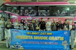 PT Jasa Raharja DIY Sambut Ratusan Pemudik Nataru 2020