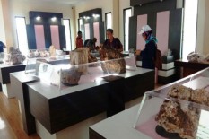 Koleksi Taman Batu Ngingrong Masih Belum Lengkap