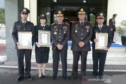 Polisi yang Bersimpuh demi Selamatkan Pekerja Tambang Diganjar Penghargaan