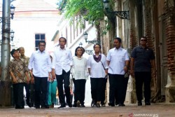 Jalan-Jalan di Kota Lama Semarang, Jokowi Minta Ini Diperhatikan