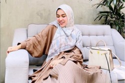 Medina Zein Positif Narkoba, Ini Kisah Suksesnya di Bisnis Kecantikan 