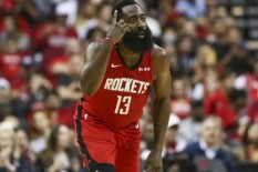 NBA, Harden Antar Rockets Gasak Nuggets