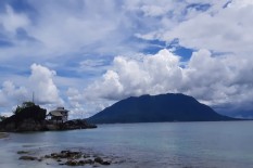 Sengketa Natuna: Indonesia Diminta Kurangi Impor dari China 