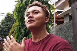 Bukan Sakit Jantung, Rizky Febian Ungkap Detik-detik Meninggalnya Sang Ibunda