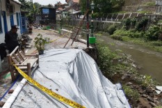 Talut Sungai Ambrol, Warga di 2 RT Ini Kian Waswas karena Hujan Deras