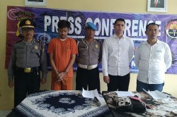 Sebelum Menusuk dengan Bayonet, Pelajar Bertanya, “Mas, Koe PSS Apa PSIM?” 