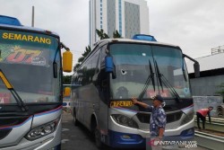 5 Bus Sumber Selamat Jogja-Surabaya & Surabaya-Semarang Jadi Sasaran Pelemparan Batu