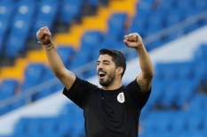 Luis Suarez Absen 6 Pekan karena Jalani Operasi Lutut