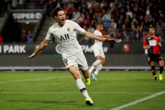 Didekati Arsenal, Edinson Cavani Ditolak Fans karena Terlalu Tua