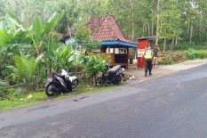 Dua Motor Tabrakan, Pengendara Dilarikan ke Rumah Sakit
