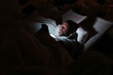 Ini Dampak Buruk Jika Kebanyakan Main Smartphone