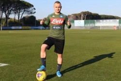 Stanislas Lobotka Sah Milik Napoli