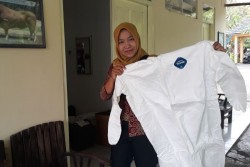 Petugas Penanganan Antraks: Siap 24 Jam, Pakai Baju Kedap Udara