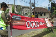 20 Reklame Bergambar Bupati Suharsono Diprotes DPRD Bantul karena Tak Berizin