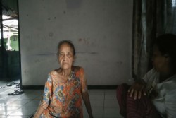 Derita Warga Terdampak Tol: Mbah Purwo Mogok Makan, Mbah Bejo Bingung Mau ke Mana