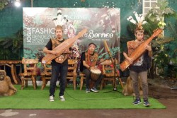 Sambut Usia ke-6, JCM Gelar Jogja Fashion Rendezvous 2020: “ReBorneo-The Hidden Paradise”